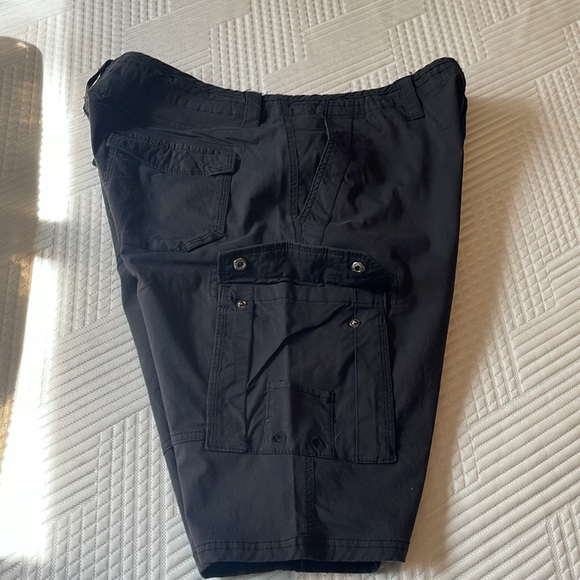 Ocean Current Men’s cargo shorts - Picture 2 of 5